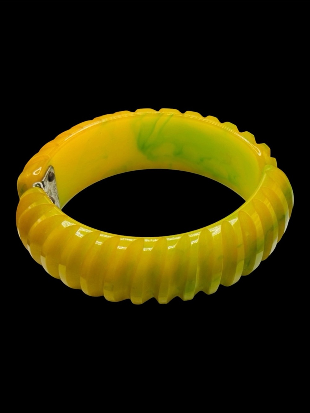 Vintage Carved Inkspot Bakelite Hinged Clamper Bracelet